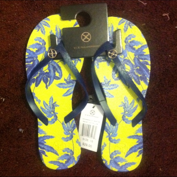 vix -  sandals - flip flops - floral print