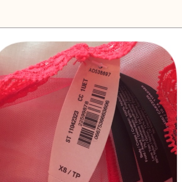 💖NWT VS Red Panty - Picture 4 of 4
