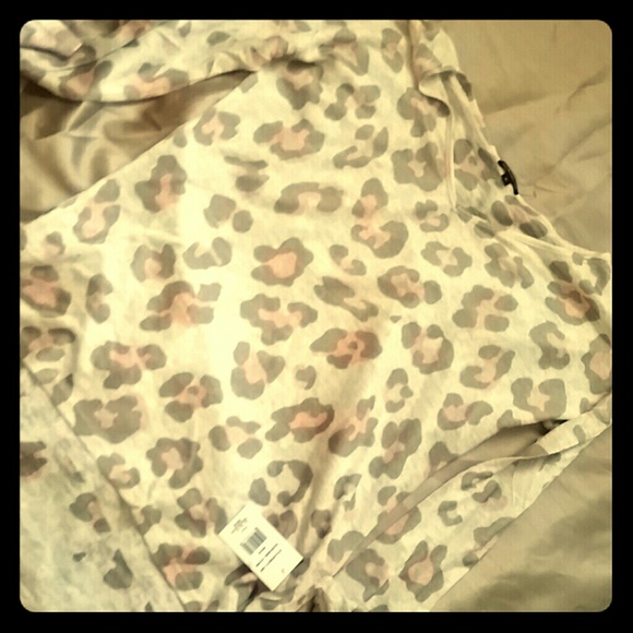 Retro nwt Leopard Miss Me blouse, size m