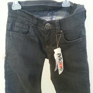 motto wear jeans