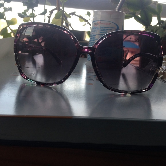 floral sunglasses