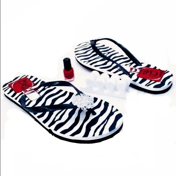 NEW Spa Pedi 5pc Gift Set Sz M (7-9) - Picture 3 of 4