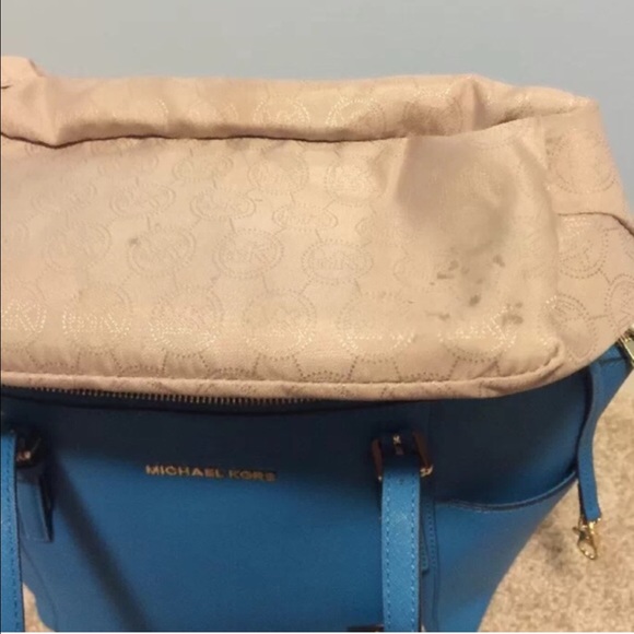 ❌❌Sold:Authentic Blue MK Jet Set Leather Tote❌❌ - Picture 4 of 4