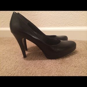 Nine West black Rocha Heels