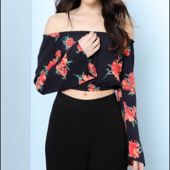 Flynn Skye Genevieve crop top