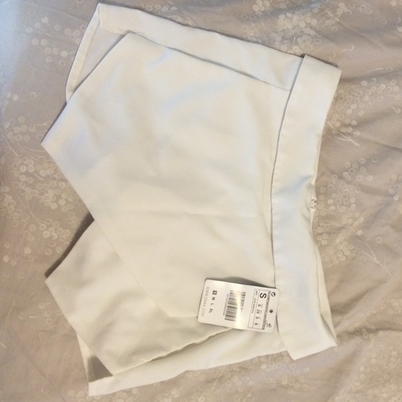 Zara skort