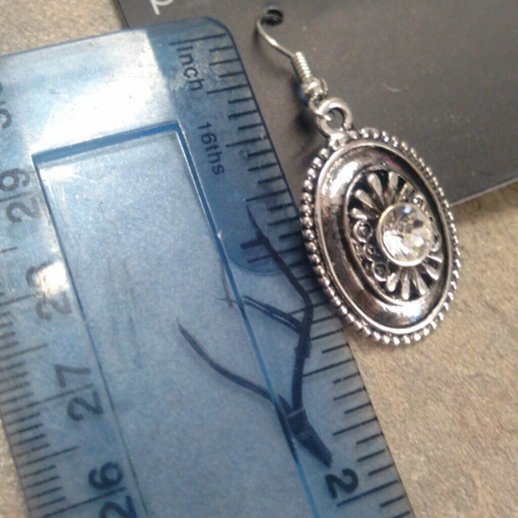 Rhinestone earrings - Picture 2 of 2