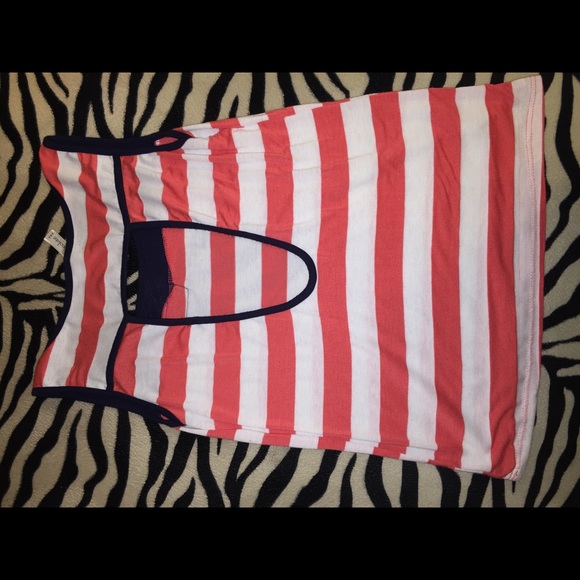 Top - Picture 2 of 3