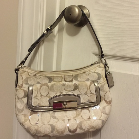 Coach shoulder purse!