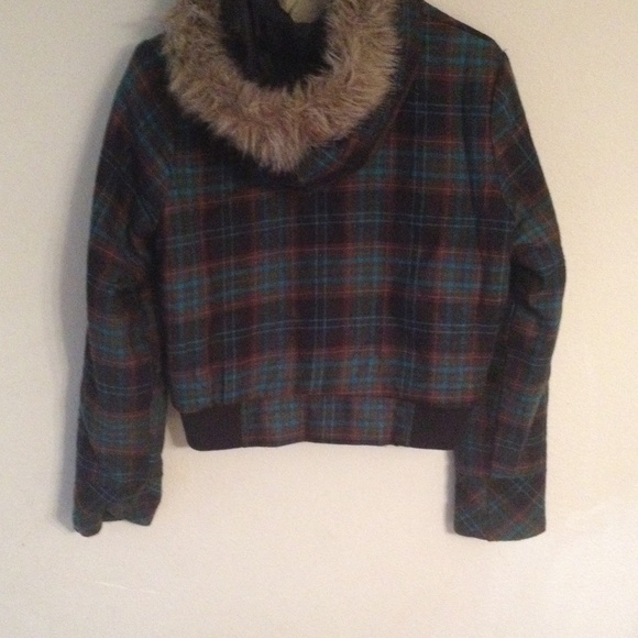 light jacket - Picture 2 of 2