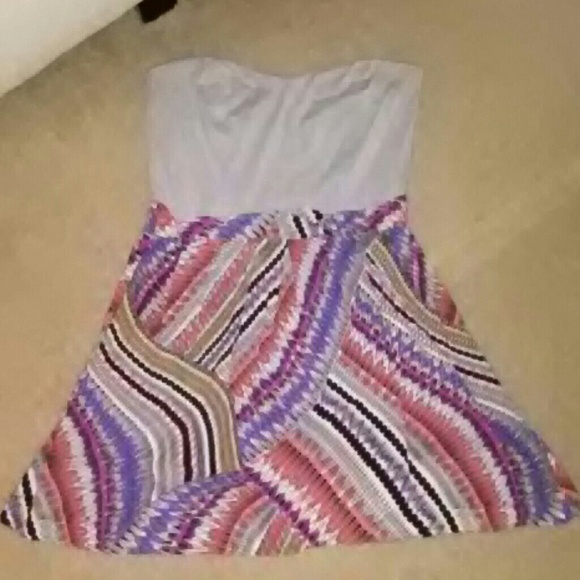 Dress - Picture 2 of 2