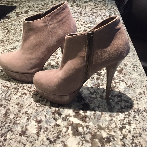 Steve Madden Suede Mauve Heels