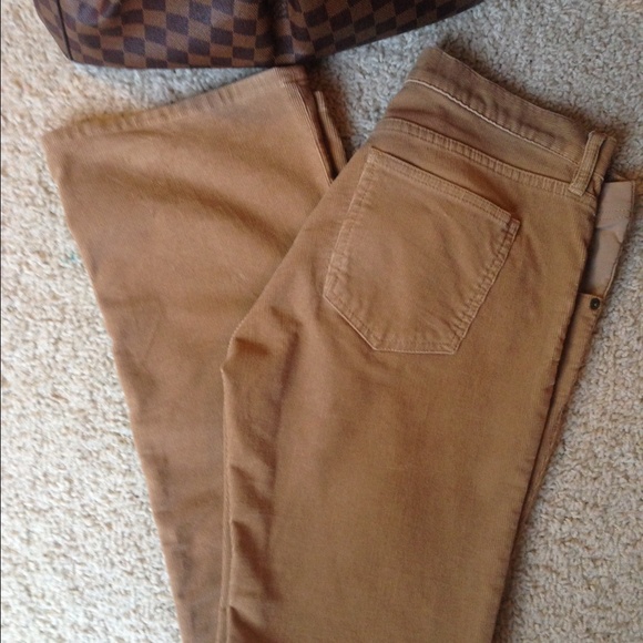 Earl Corduroy Stretch Jeans