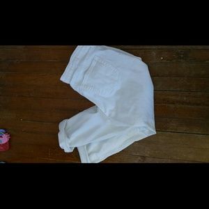 White distressed GAP crop jeans