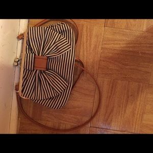 Clutch / shoulder bag