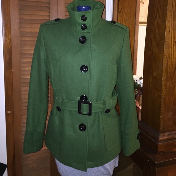 Green peacoat. Perfect for St. Patty's Day!