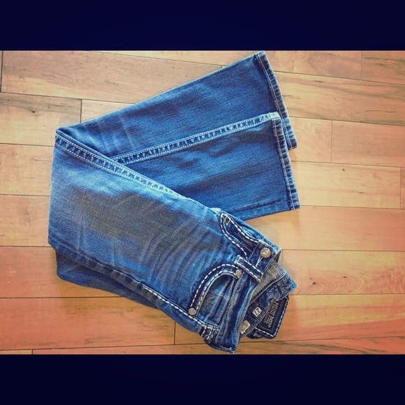 ✂️ Miss Me denim. Temp price cut!!
