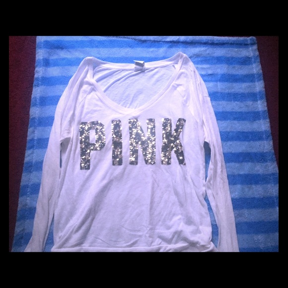 New with out tags Victoria's Secret Pink top