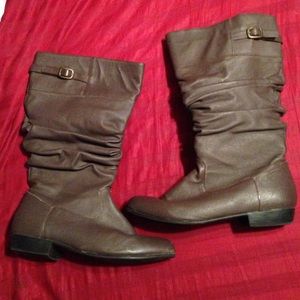 Brown mid calf boot