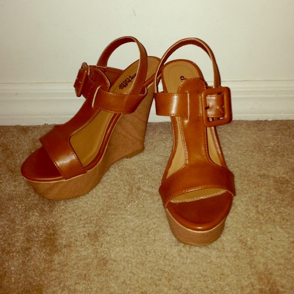 Charlotte Russe Brown Wedges