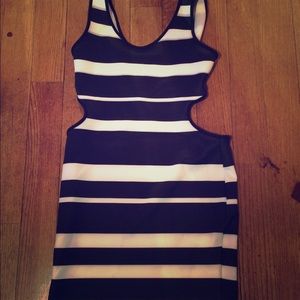 Back and sides cut dress!! Sexyyy