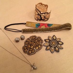 💛🐝Honeybee lot of 7 accessories 🐝💛