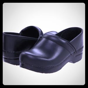 Dansko Professional Black Shoe