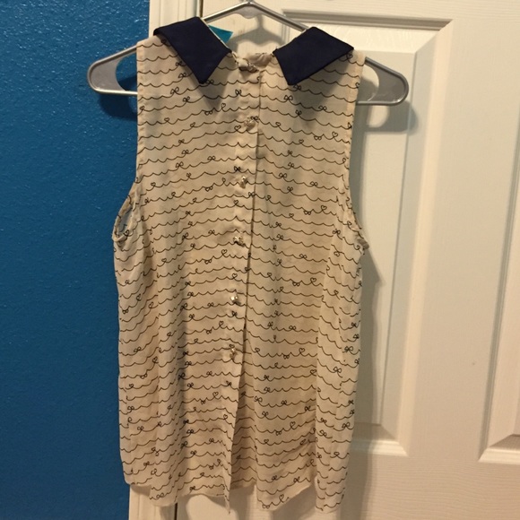 2 FOR $15 TOPS - Picture 2 of 4