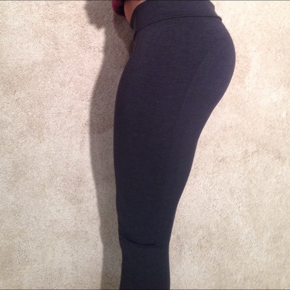 Lulu Lemon Wunder Under Pants - Picture 2 of 4