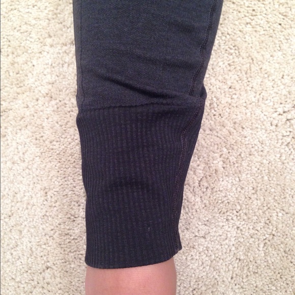 Lulu Lemon Wunder Under Pants - Picture 3 of 4