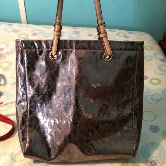 Mk purse