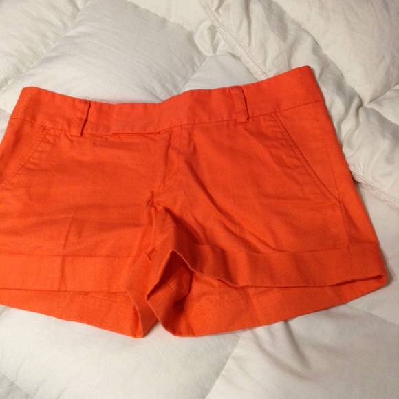 Coral Barclay Lilly Pulitzer shorts!