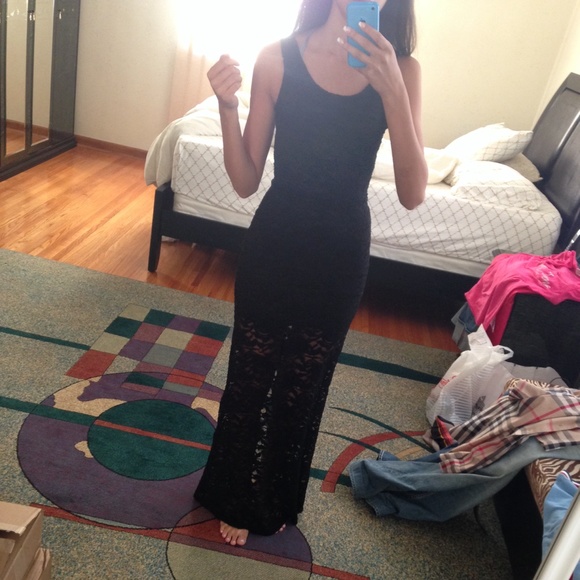 Black lace dress