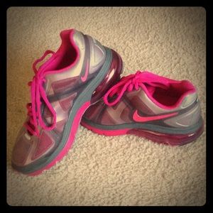 Nike running shoes✔️