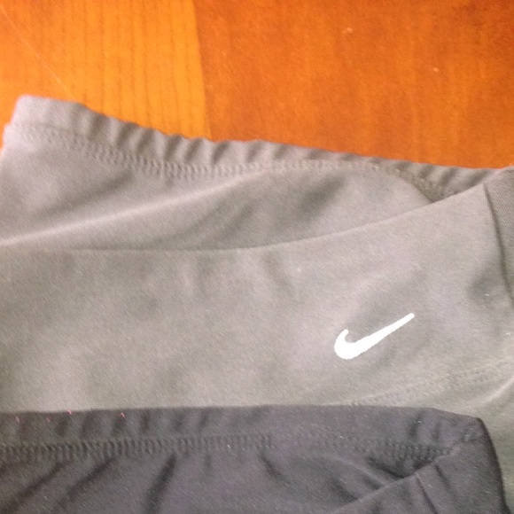 Grey Nike yoga pants