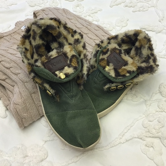 Hightop Leopard/Green Canvas TOMS