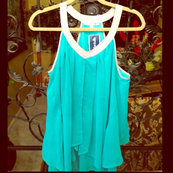 Double Zero Tops - Nice and flowy top