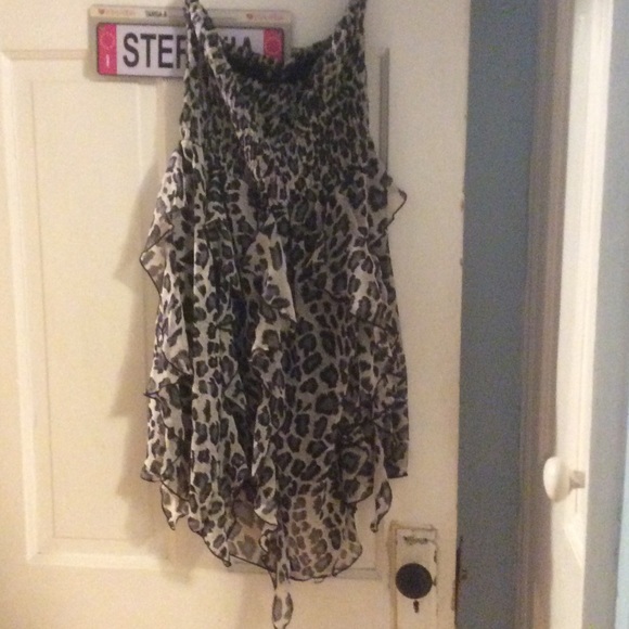 LEPORD FLOWY DRESS.