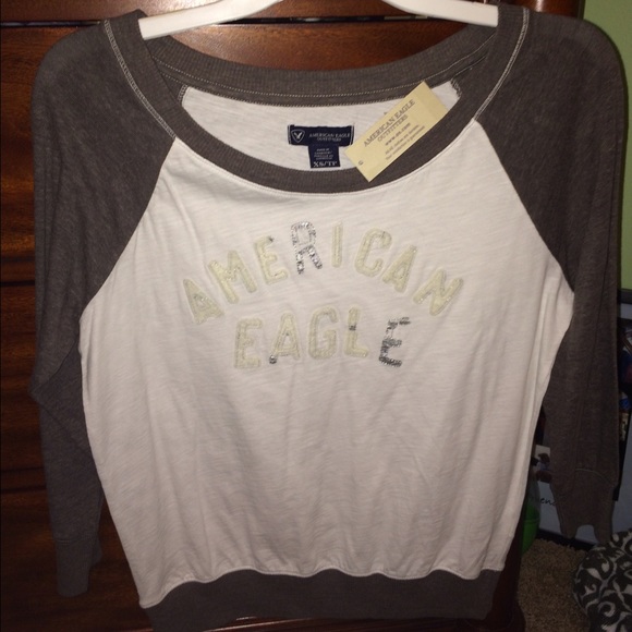 American Eagle top