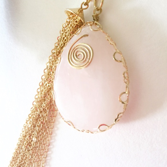 💕 Pretty in Pink💕 QUARTZ GOLD SWEATER CHAIN - Picture 3 of 3