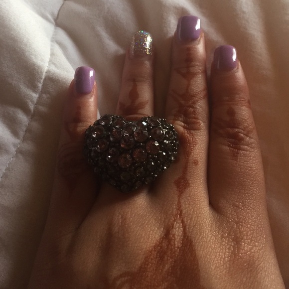 Heart ring ! - Picture 2 of 3