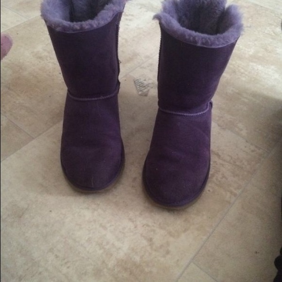 Purple Bailey bow uggs