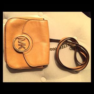 Michael Kors crossbody bag