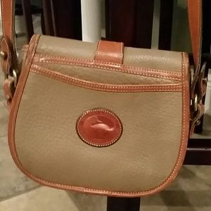 Authentic Dooney and Bourke purse crossbody