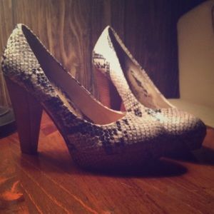Chinese Laundry Python platform pump w chunky heel