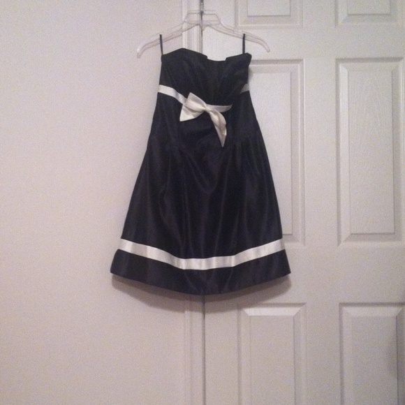 Black cocktail dress with bow