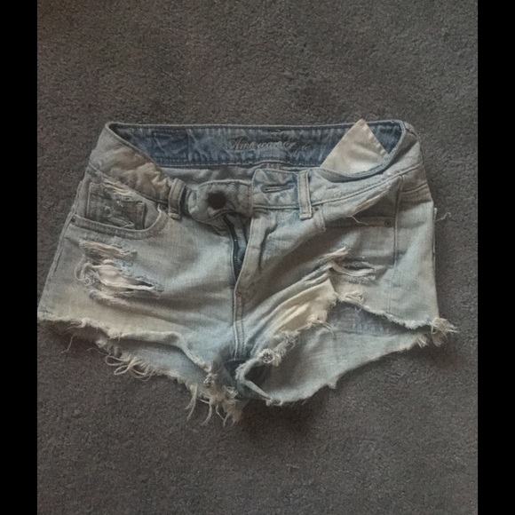 American Eagle high waisted shorts
