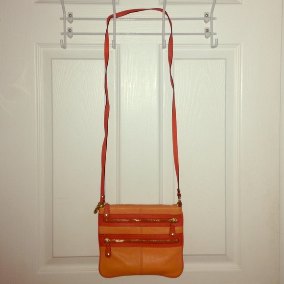 Coach Handbags - Coach cross body purse