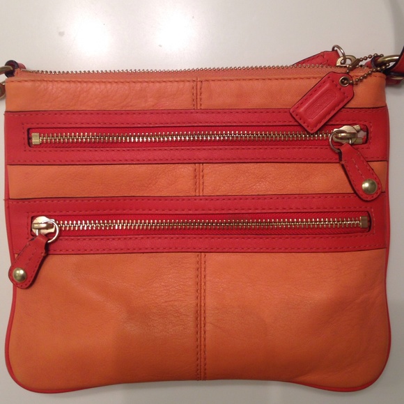 Coach cross body purse - Picture 4 of 4