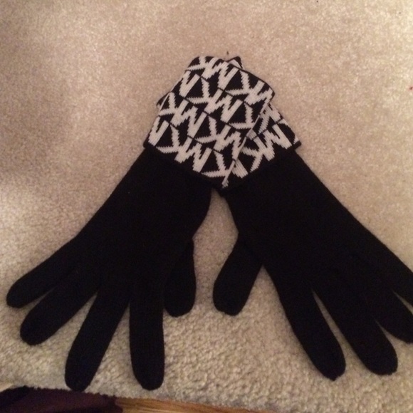 Michael Michael Kors gloves